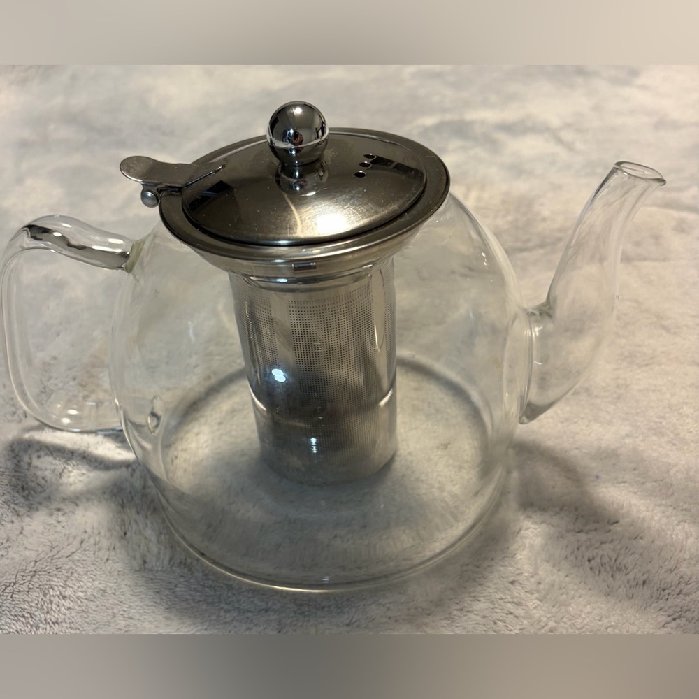 Glass Teapot with Silver Infuser.